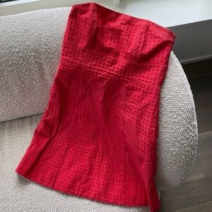 Beautiful Red dress strapless Size 4/S with pockets. Amazing silhouette ♥︎